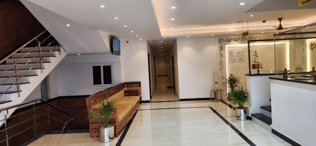 Ponni Residency Танджавур Екстериор снимка